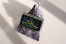 Techbed-Mini-Heather-smartphone-landscape