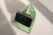Techbed-Mini-green-smartphone-landscape